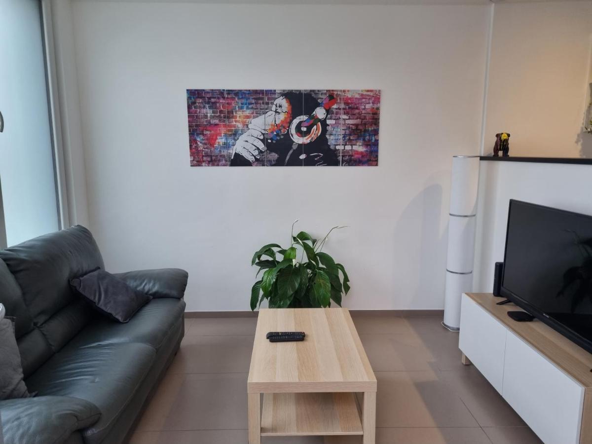 Maisonnette Entierement Renovee 日韦 外观 照片